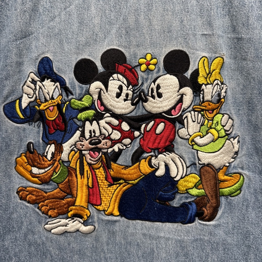 Vtg 90s Disney Store Denim Shirt Mens M  Embroidered Mickey Mouse Goofy‎ Pluto